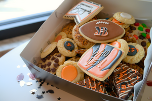 
            
                Load image into Gallery viewer, Tiger Tailgate Party Pack
            
        